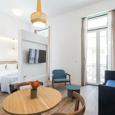 Flh Chiado Charming *